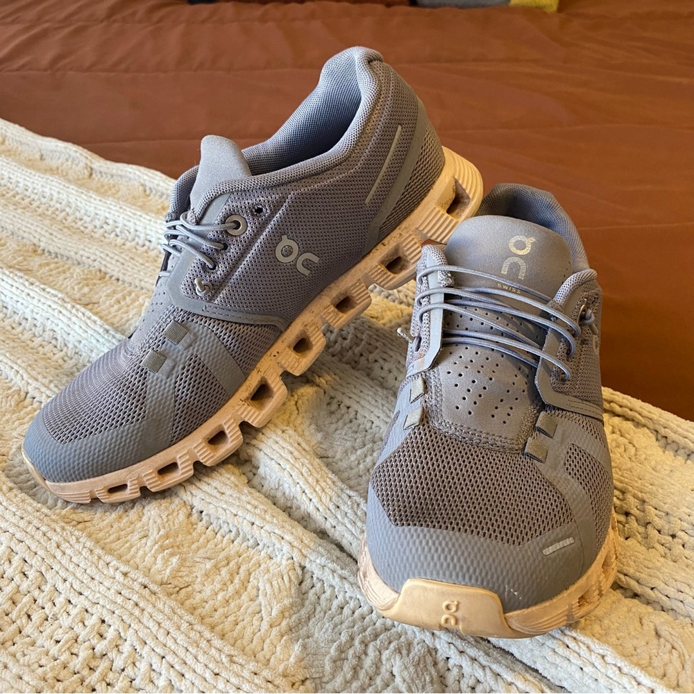 On Women’s Cloud 5 Sneakers